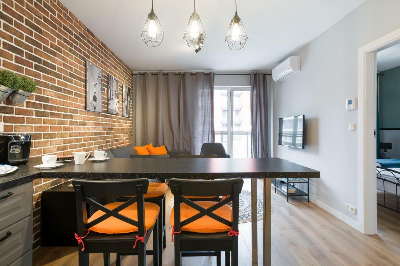 Orange, Modern Apartment In The City Centre Красков Екстериор снимка